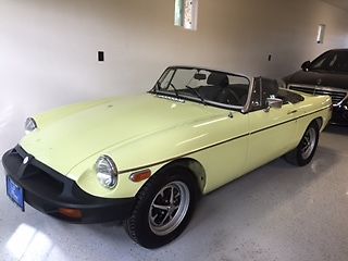 1977 MG MGB 2 DOOR - photo 3
