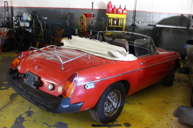 1977 MG MGB - photo 4