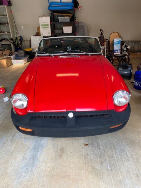 1977 MG MGB Convertible Red FWD Manual 1977 MG MGB