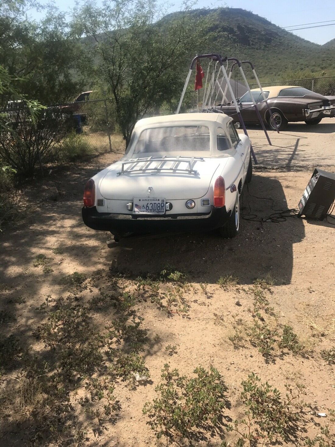 1977 MG MGB Roadster - photo 3