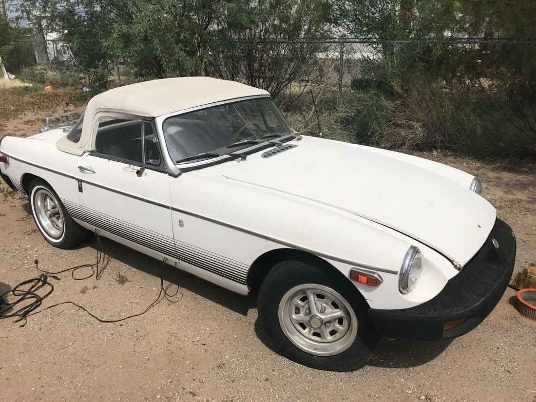 1977 MG MGB Roadster - photo 5