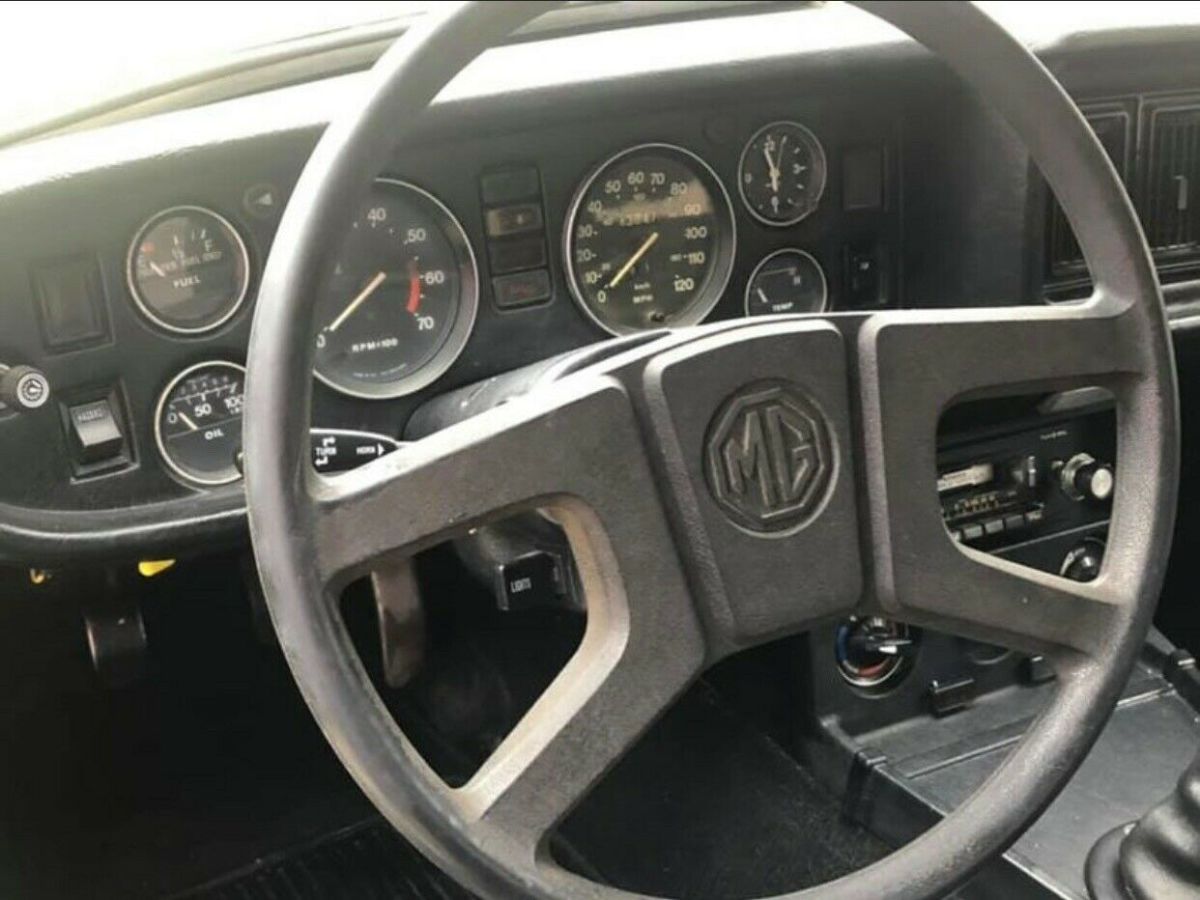 1977 MG MGB base - photo 13