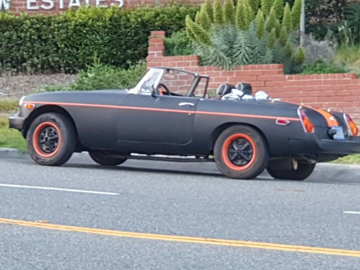 1977 MG MGB MGB ROADSTER SOFT TOP 1.8L 4-SPEED - photo 5