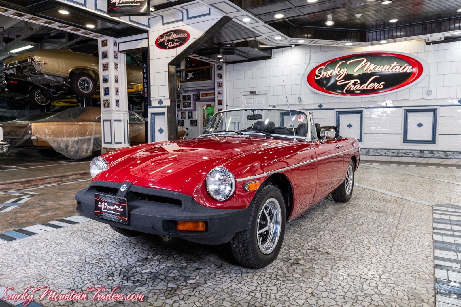 1977 MG MGB Roadster - photo 2