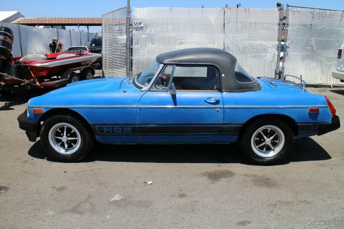1977 MG MGB - photo 4
