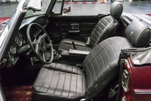 1977 MG MGB RWD - photo 2