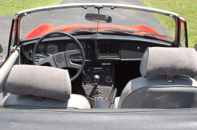 1977 MG MGB convertible - photo 5