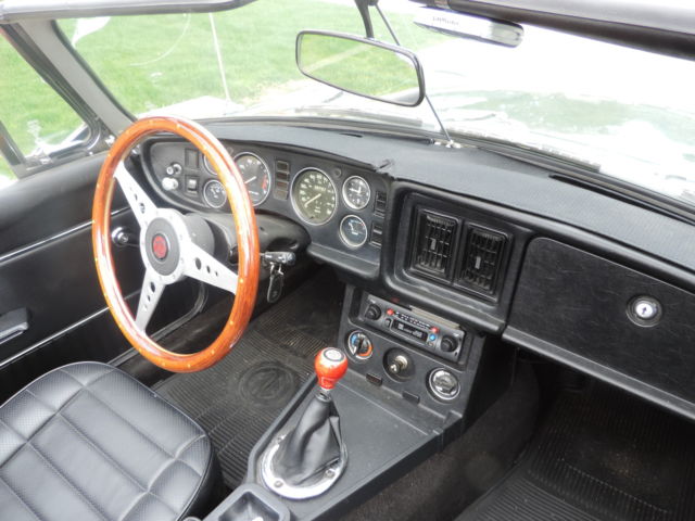 1977 MG MGB - photo 4