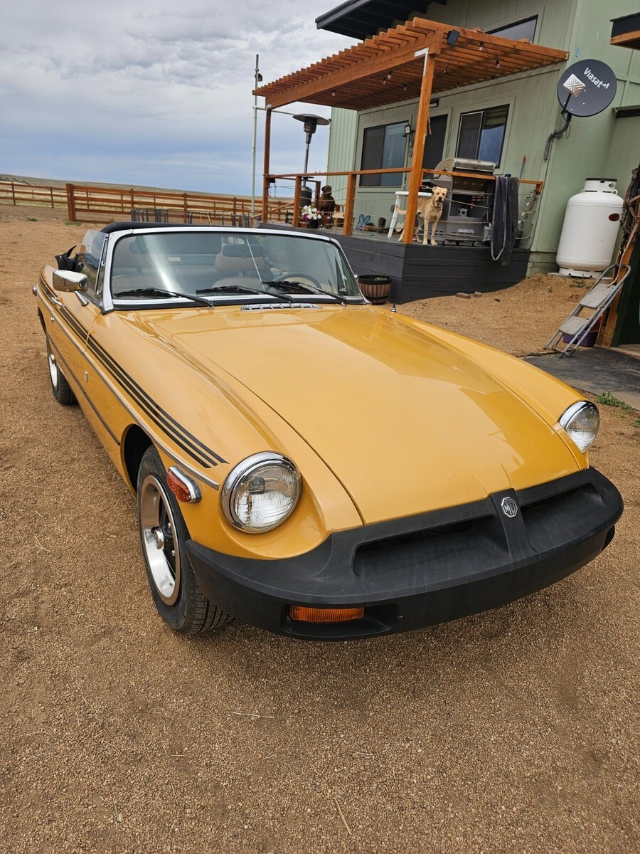 1977 MG MGB - photo 2