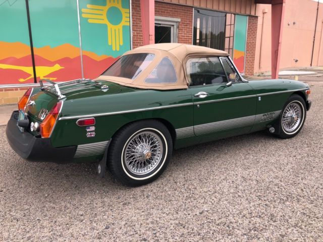 1977 MG MGB - photo 2