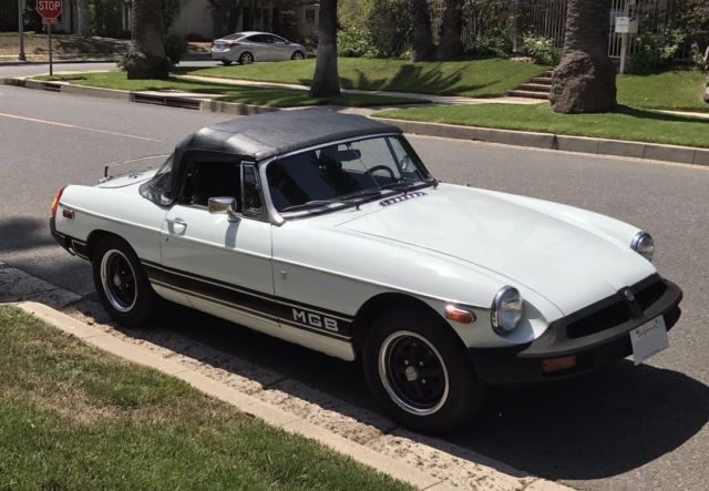 1977 MG MGB - photo 2