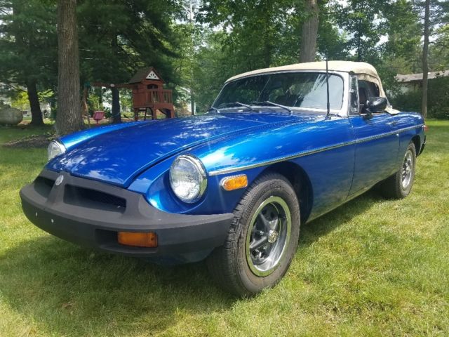 1977 MG MGB - photo 2