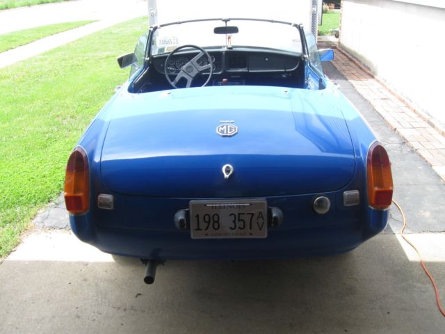 1977 MG MGB - photo 2