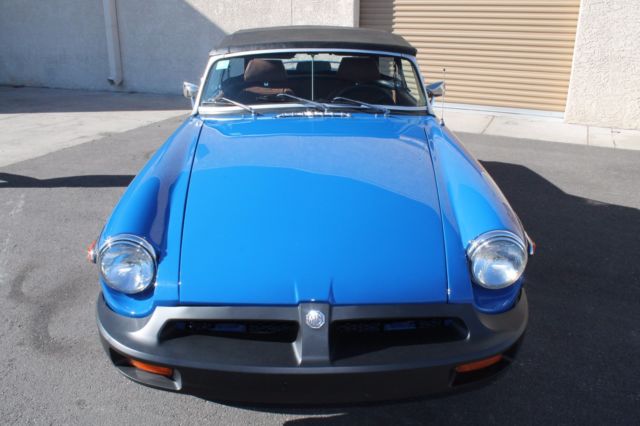 1977 MG MGB - photo 2