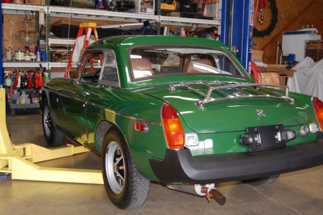 1977 MG MGB Roadster with Hardtoip and Tonneau covers - photo 11