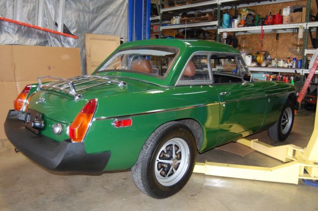 1977 MG MGB Roadster with Hardtoip and Tonneau covers - photo 9