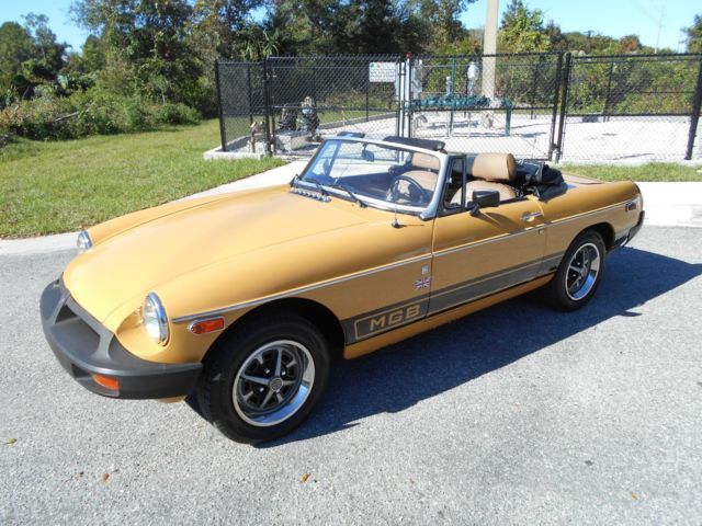 1977 MGB,4 spd,Sandglow with Tan Int. Many Receipts,Nice Car! 1977 MG MGB