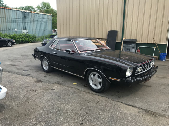 1977 Ford Mustang - photo 8