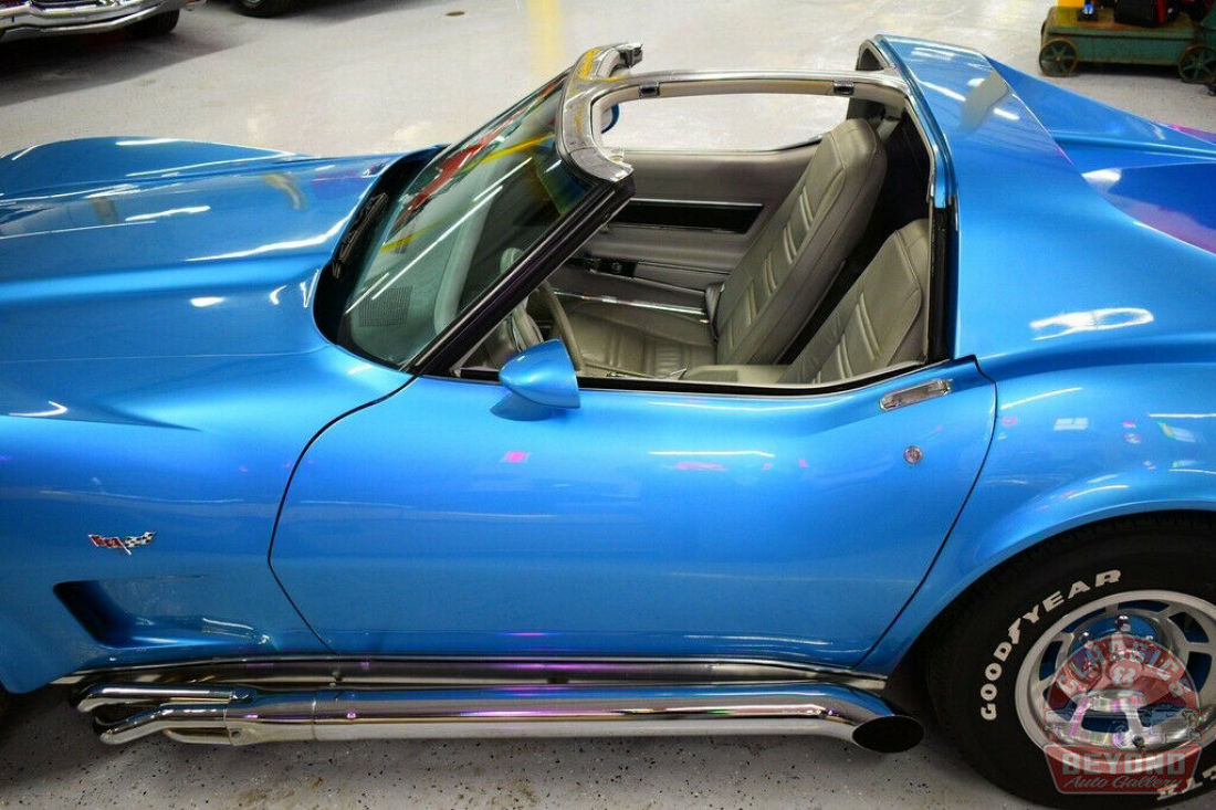 1977 Chevrolet Corvette - photo 13