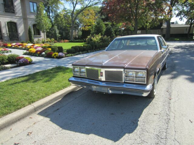 1977 Oldsmobile Ninety-Eight Regency - photo 12