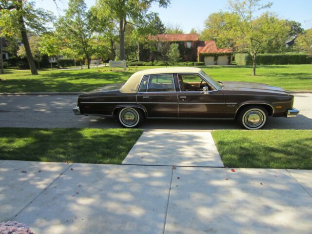 1977 Oldsmobile Ninety-Eight Regency - photo 6