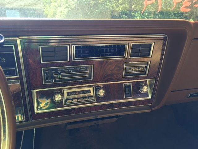 1977 Oldsmobile Custom Cruiser STATION WAGON - photo 7