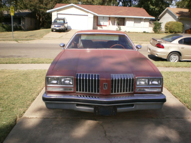 1977 Oldsmobile Cutlass 2 DOOR - photo 2