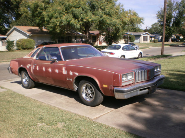 1977 Oldsmobile Cutlass 2 DOOR - photo 3