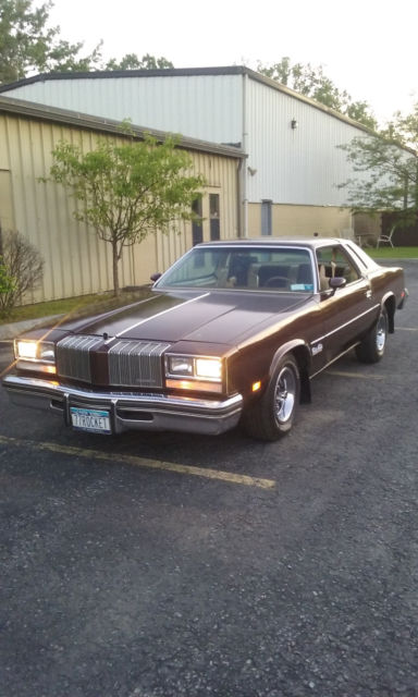 1977 Oldsmobile Cutlass - photo 2