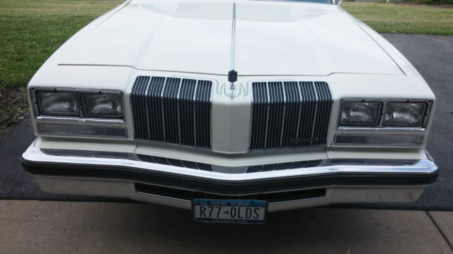 1977 Oldsmobile Cutlass - photo 2