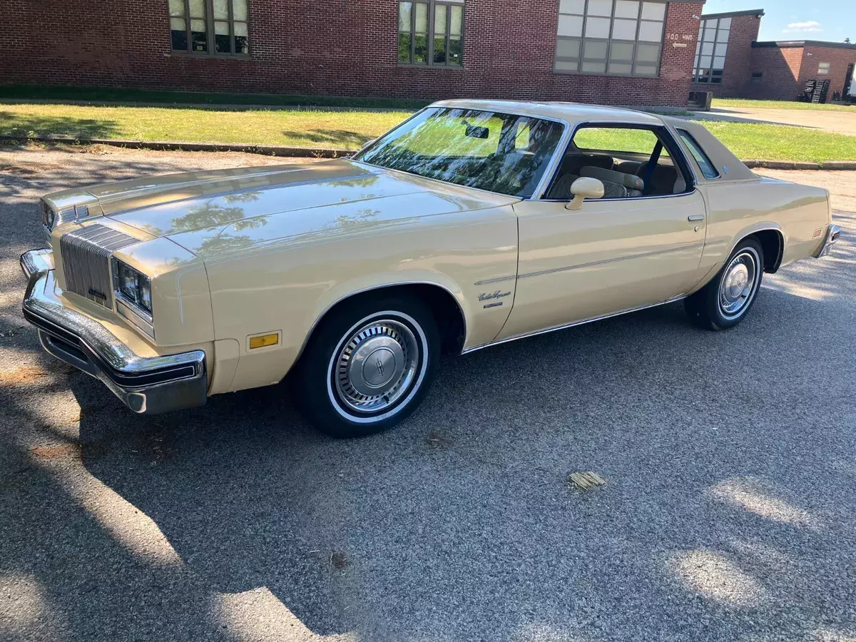 1977 OLDSMOBILE CUTLASS SUPREME BROUGHAM 2 DOOR LOADES 350 / AUTO 50K MILES 1977 Oldsmobile Cutlass