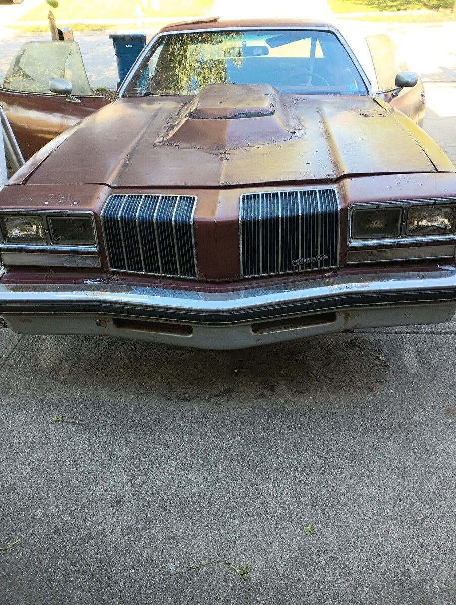 1977 Oldsmobile Cutlass - photo 2