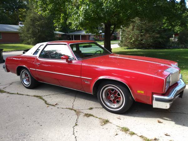 1977 Oldsmobile Cutlass Supreme Brougham 2 dr - photo 2