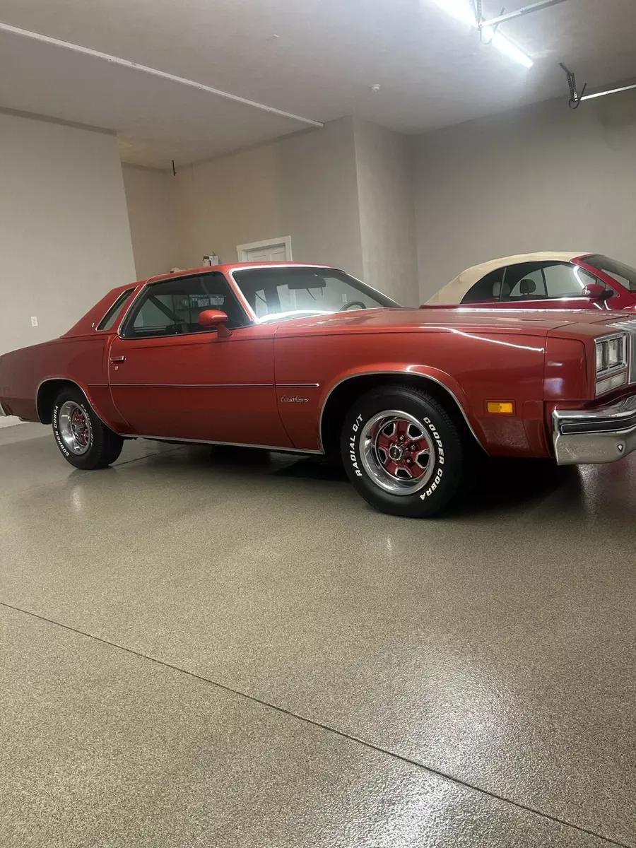 1977 Oldsmobile Cutlass Supreme Coupe Red 1977 Oldsmobile Cutlass