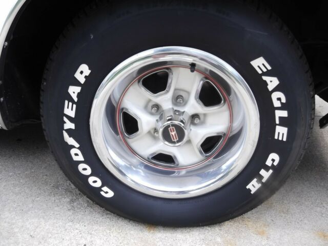 1977 Oldsmobile Cutlass Cutlass Supreme - photo 12