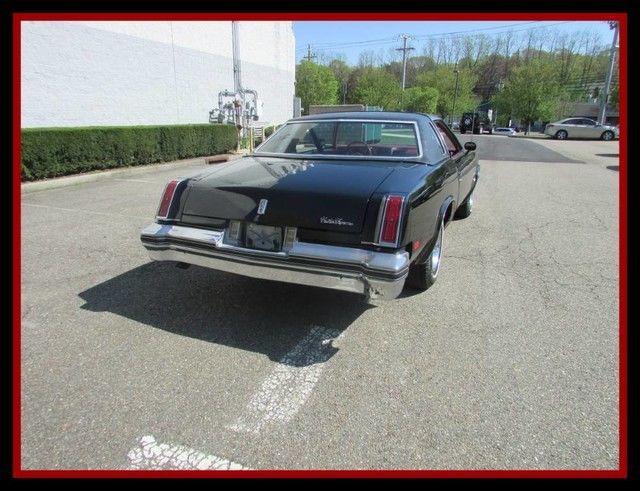 1977 Oldsmobile Cutlass V8 2 Door Coupe - photo 8