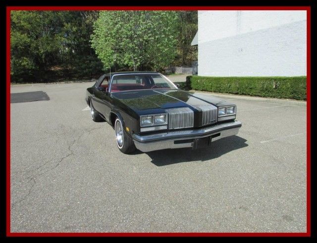 1977 Oldsmobile Cutlass Supreme V8 2 Door Coupe Black Very Clean Runs Great 1977 Oldsmobile Cutlass V8 2 Door Coupe