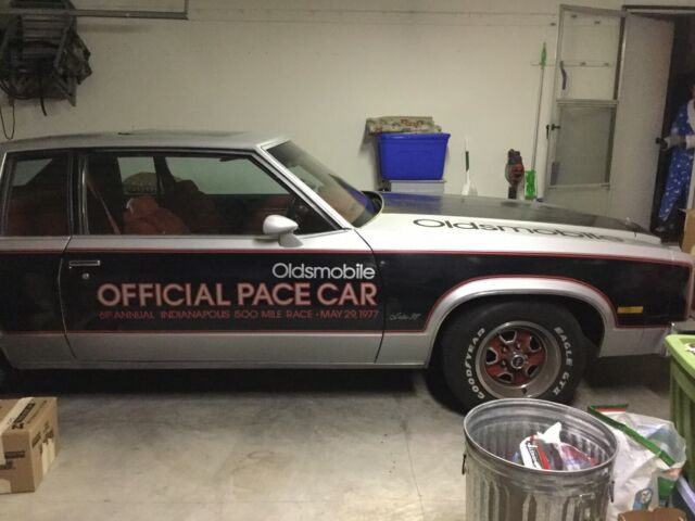 1977 Oldsmobile Eighty-Eight - photo 2