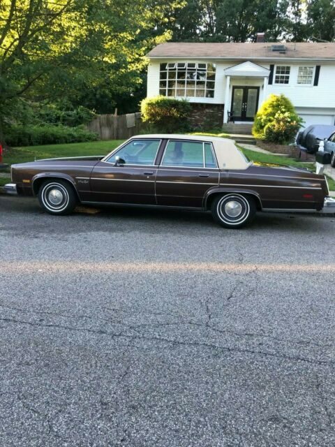 1977 Oldsmobile Ninety Eight LS 62,150 original miles!! 1977 Oldsmobile Ninety-Eight Luxury Sedan