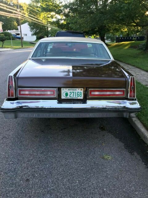 1977 Oldsmobile Ninety-Eight Luxury Sedan - photo 10