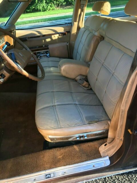 1977 Oldsmobile Ninety-Eight Luxury Sedan - photo 13