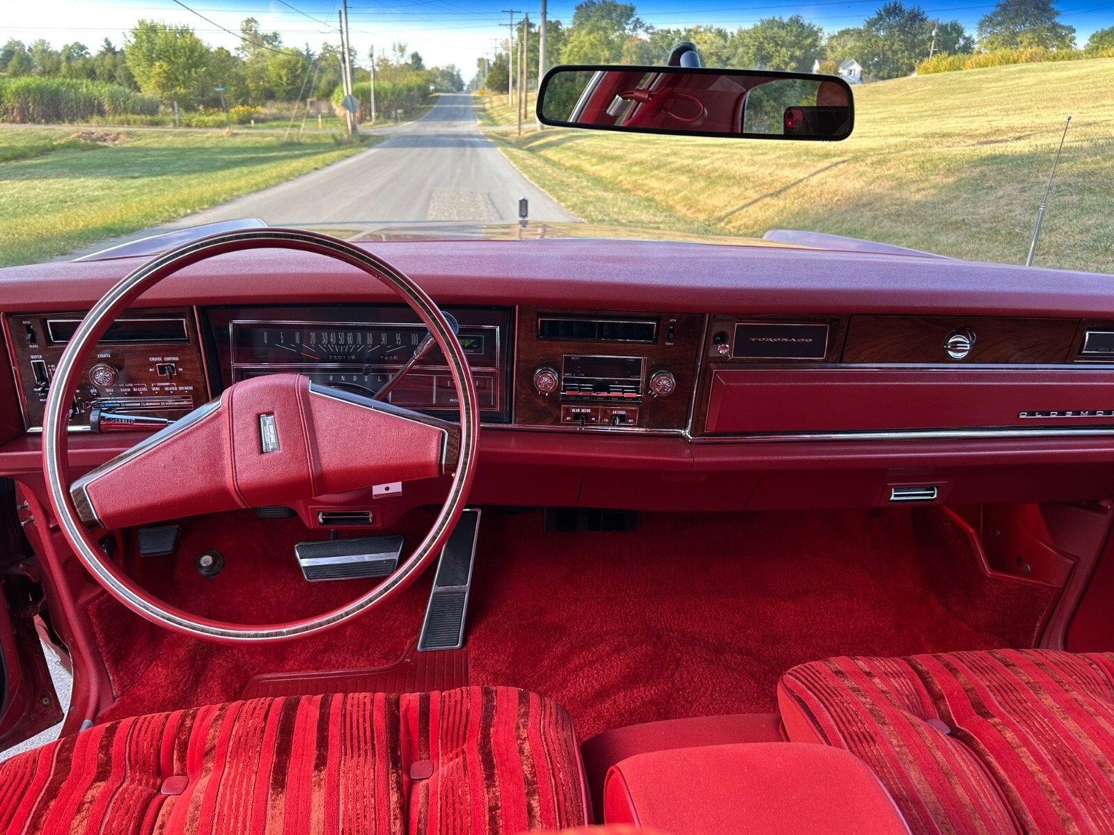 1977 Oldsmobile Toronado - photo 9