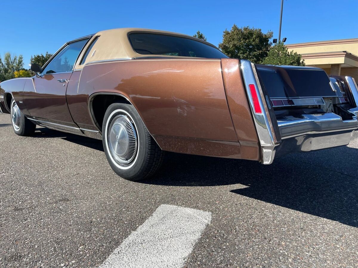 1977 Oldsmobile Toronado Brougham - photo 12