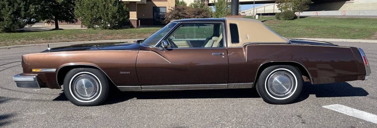 1977 Oldsmobile Toronado Brougham - photo 8