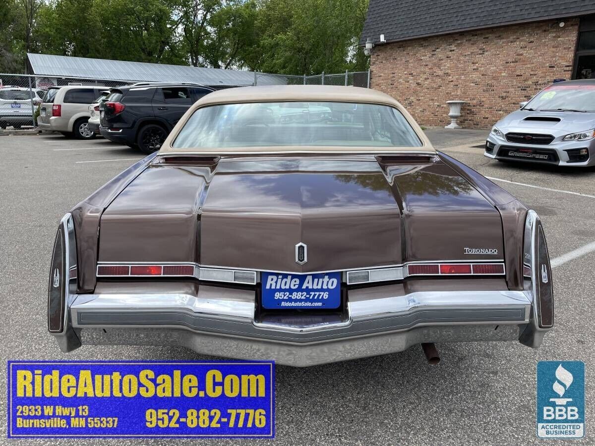 1977 Oldsmobile Toronado Brougham - photo 6