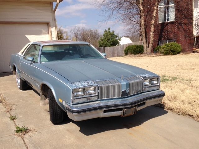 1977 Olsmobile Cutlass Supreme 1977 Oldsmobile Cutlass