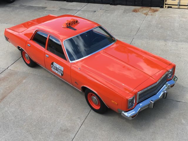 1977 Plymouth Fury TAXI 7 ORIGINAL MILES - photo 2