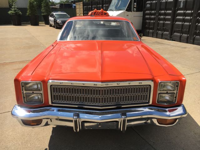 1977 Plymouth Fury TAXI 7 ORIGINAL MILES - photo 4