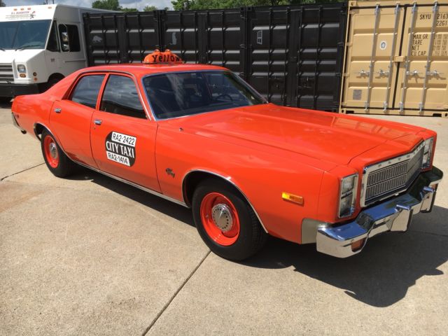 1977 Plymouth Fury TAXI 7 ORIGINAL MILES - photo 5