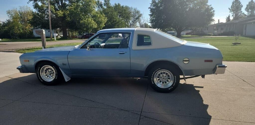 1977 Plymouth Volare - photo 2